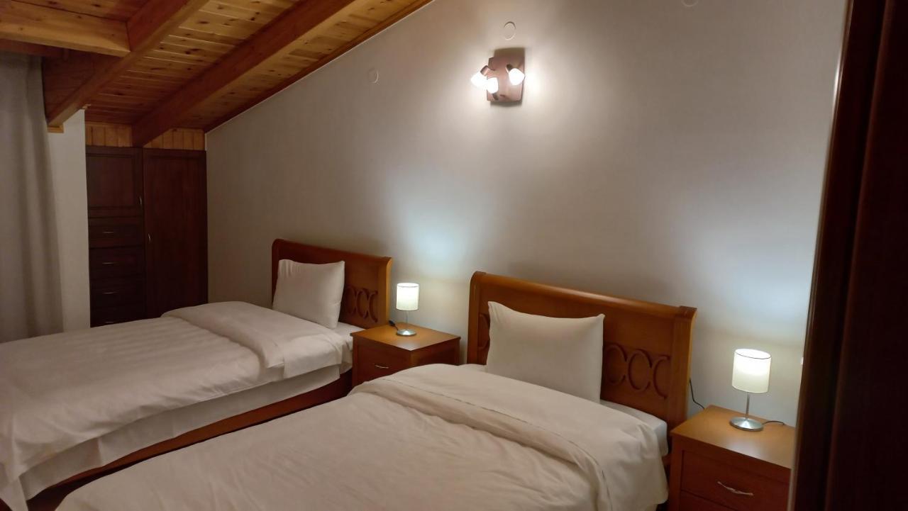 O Fotis Studios & Apartments Ioannina Exterior photo