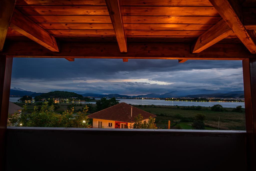 O Fotis Studios & Apartments Ioannina Exterior photo