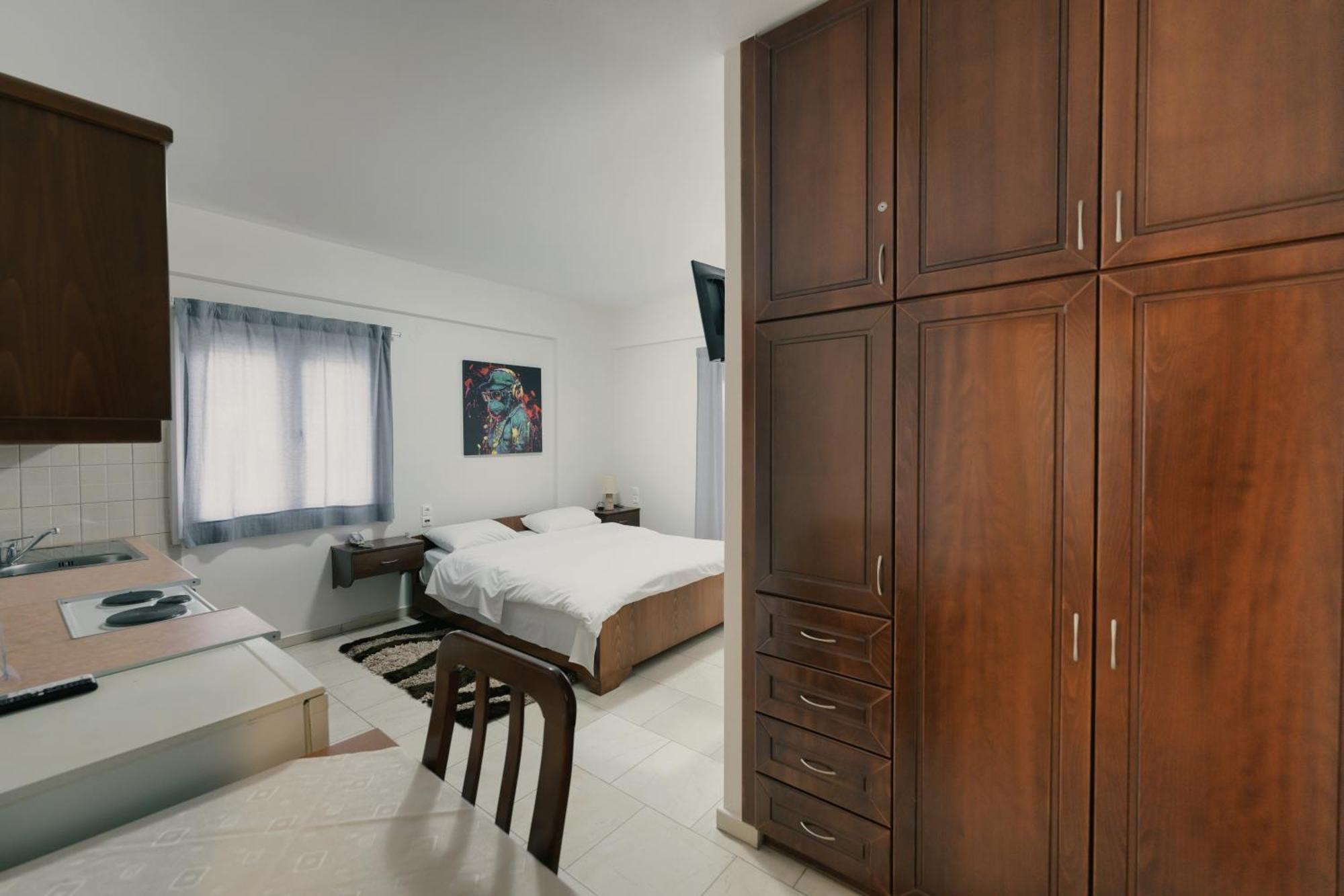 O Fotis Studios & Apartments Ioannina Exterior photo