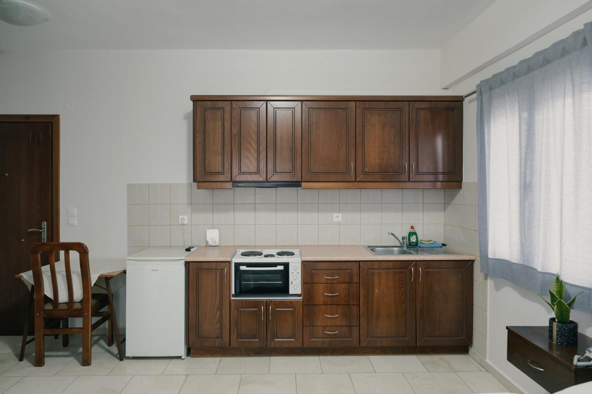 O Fotis Studios & Apartments Ioannina Exterior photo