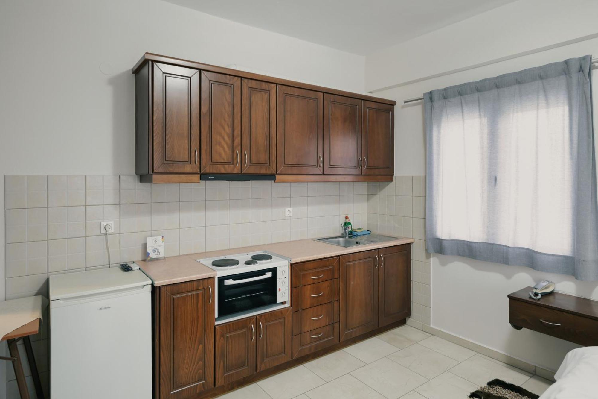 O Fotis Studios & Apartments Ioannina Exterior photo