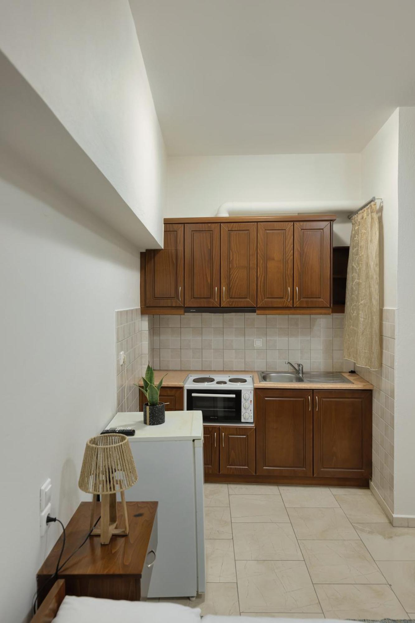 O Fotis Studios & Apartments Ioannina Exterior photo